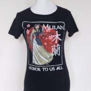 Nwt Disney Mulan T-shirt